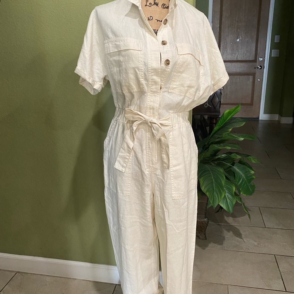 Universal Thread Off-White Tie-Waist Jumpsuit